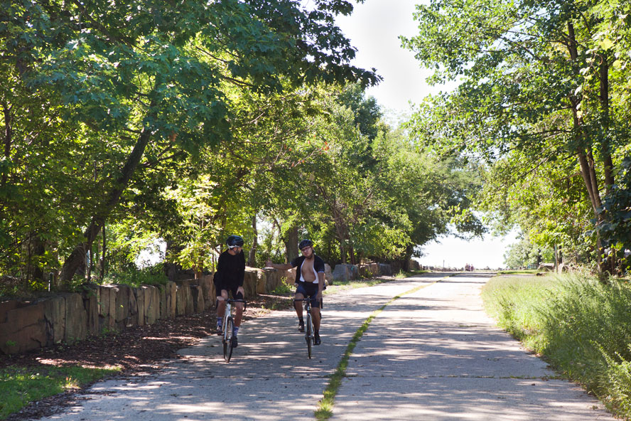 Cyclists on Old Route 9W